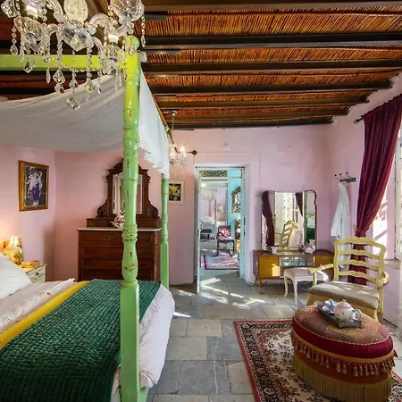 בית כפרי Tina's Country *