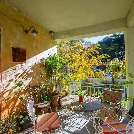 Tina's Country Casa rural Askas