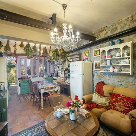 Tina's Country Country house