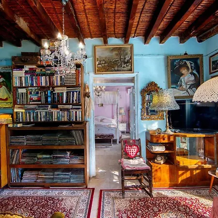 Tina's Country 컨트리하우스 *