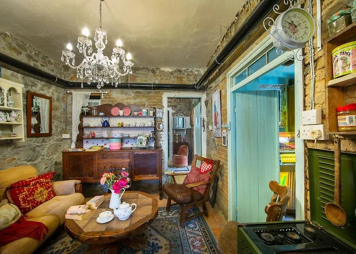 Tina's Country Ασκάς